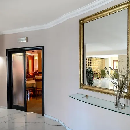 Otel Roma Domus