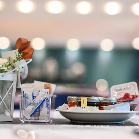 Hotell Roma Domus 4*