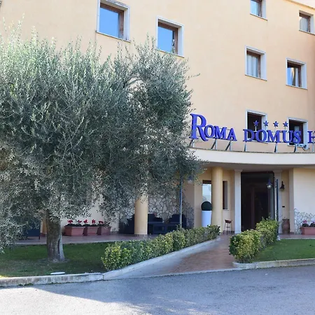 Hotell Roma Domus 4*
