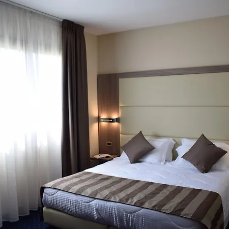 Hotell Roma Domus