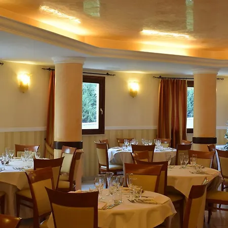 Otel Roma Domus 4*