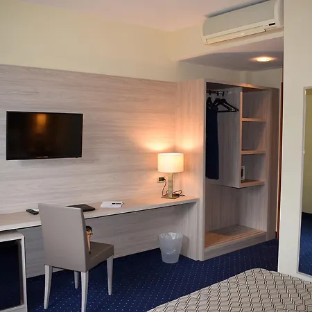 Roma Domus 4*