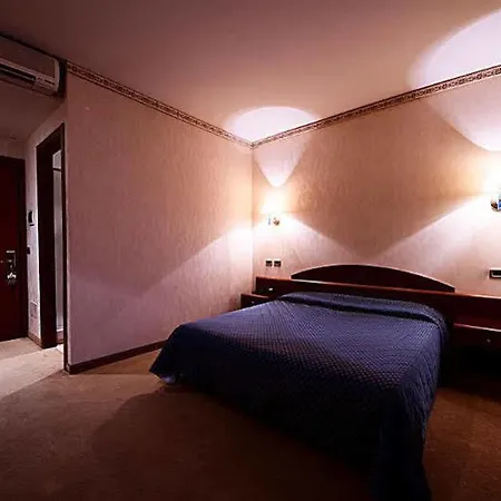 Otel Roma Domus