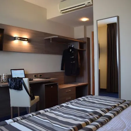 Otel Roma Domus Ponzano Romano